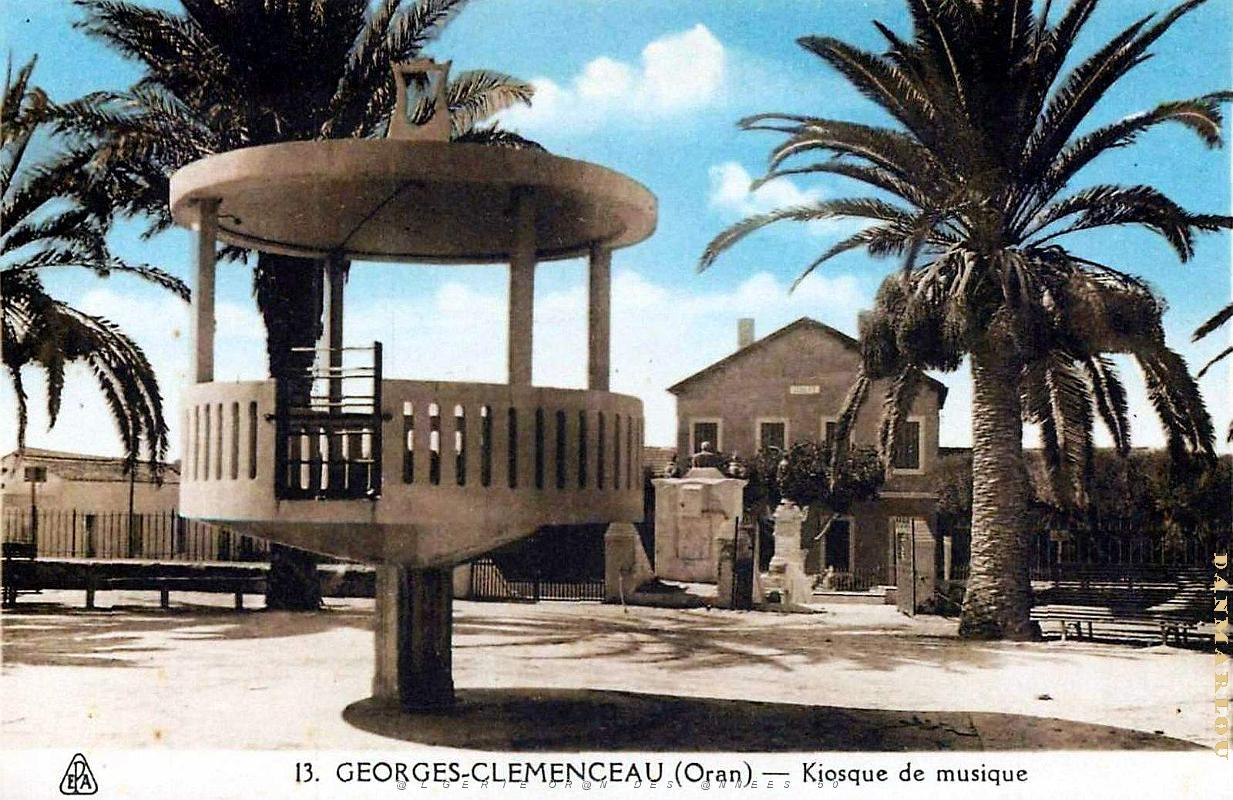Georges-Clemenceau - Kiosque a Musique.jpg